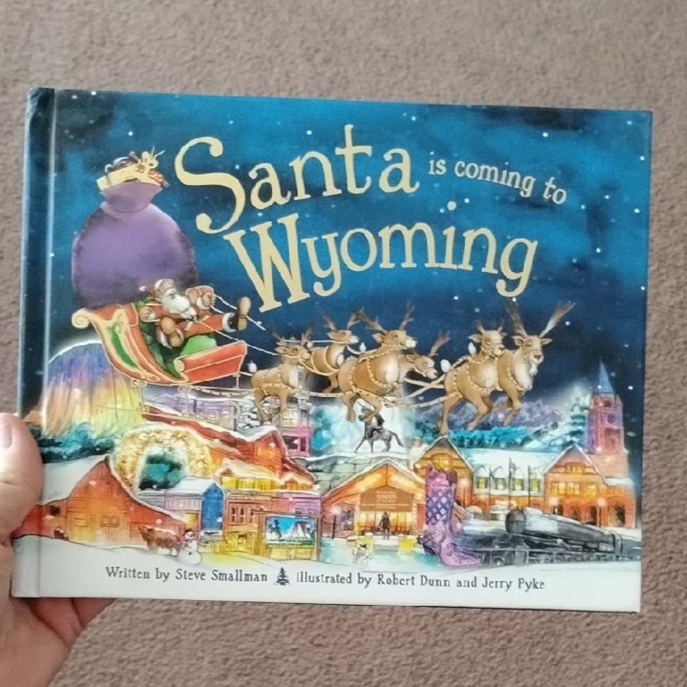 Santa is Coming to Wyoming Book Ages 4 And up